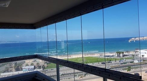 Accessoire Pergola Bioclimatique : Rideau de verre de balcon 
